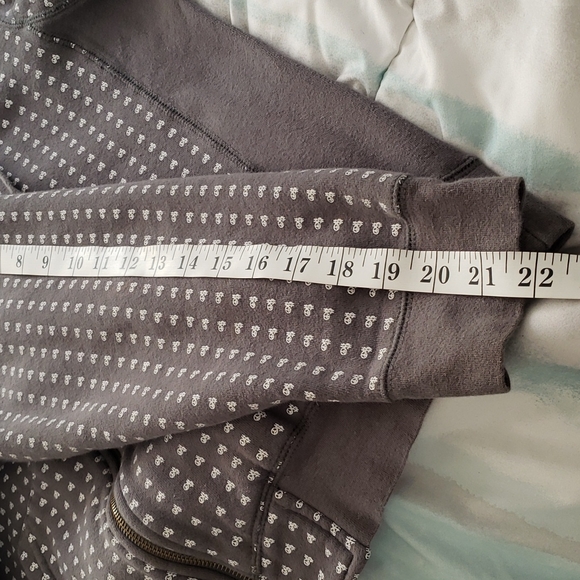 Beautiful Giant Peace & Money Hoodie Size M - Picture 8 of 13